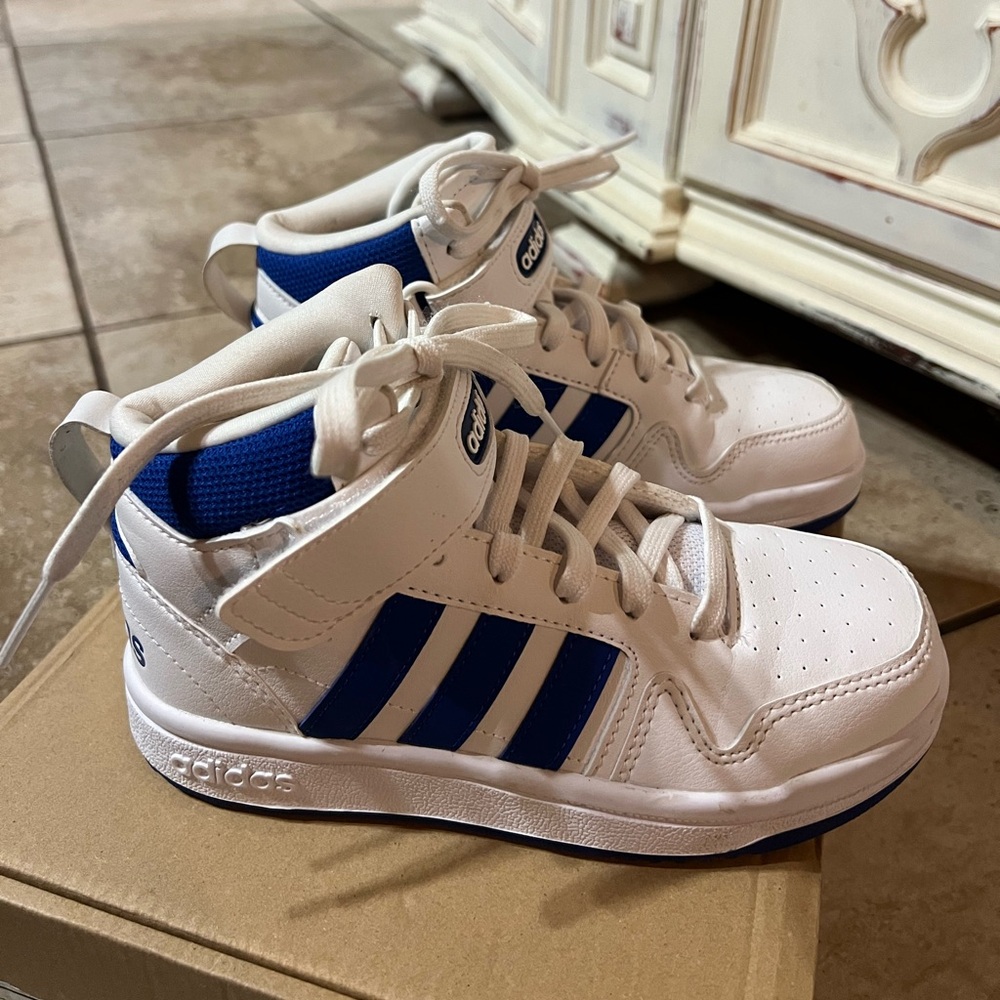 Youth Adidas Postmove Mid Basketball Shoe